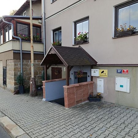 U Bocmana S Vyhledem Na Zamek A Labe Lägenhet Decin Exteriör bild