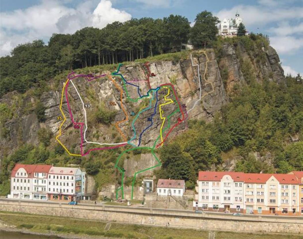 U Bocmana S Vyhledem Na Zamek A Labe Lägenhet Decin Exteriör bild
