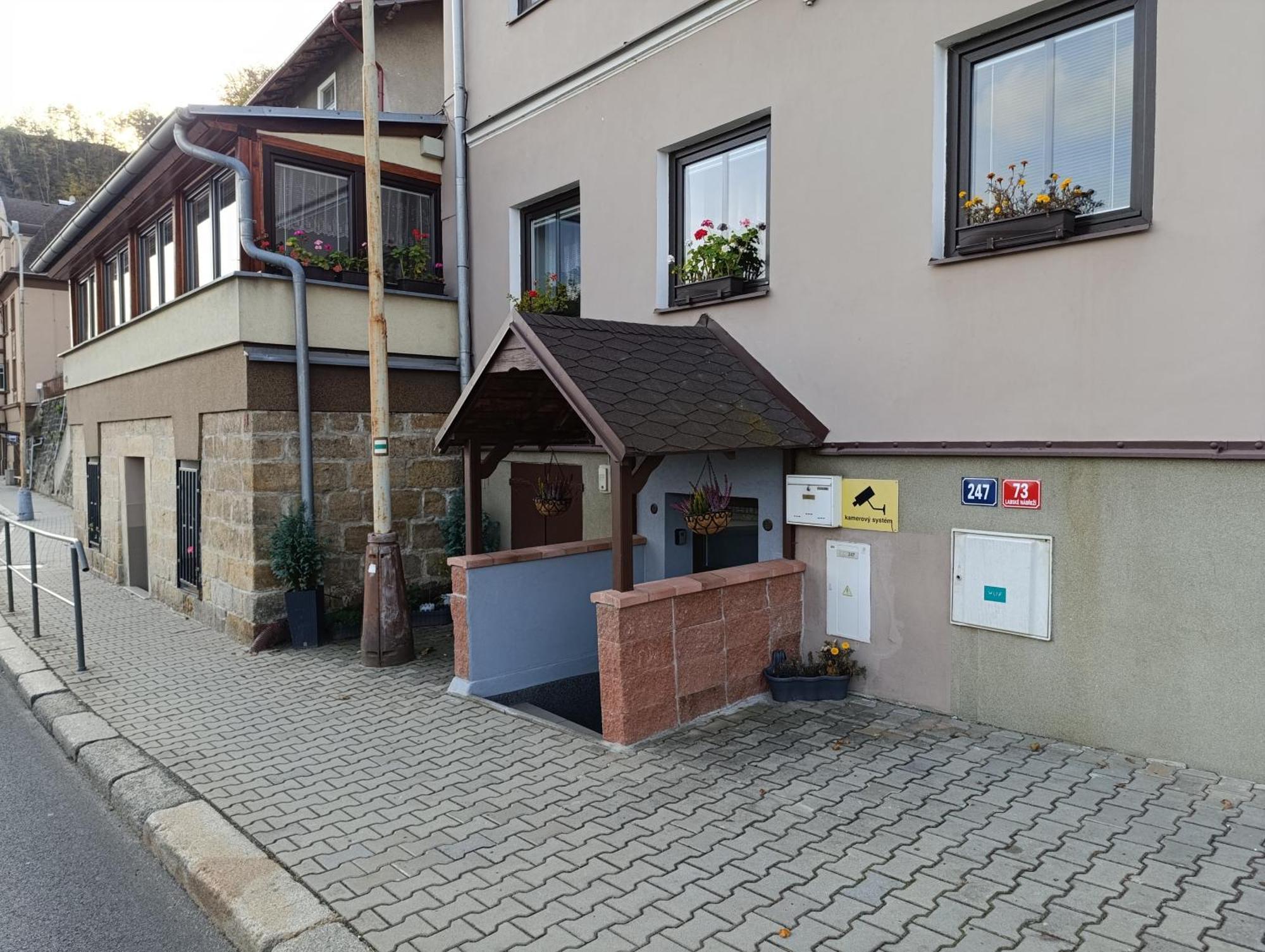 U Bocmana S Vyhledem Na Zamek A Labe Lägenhet Decin Exteriör bild
