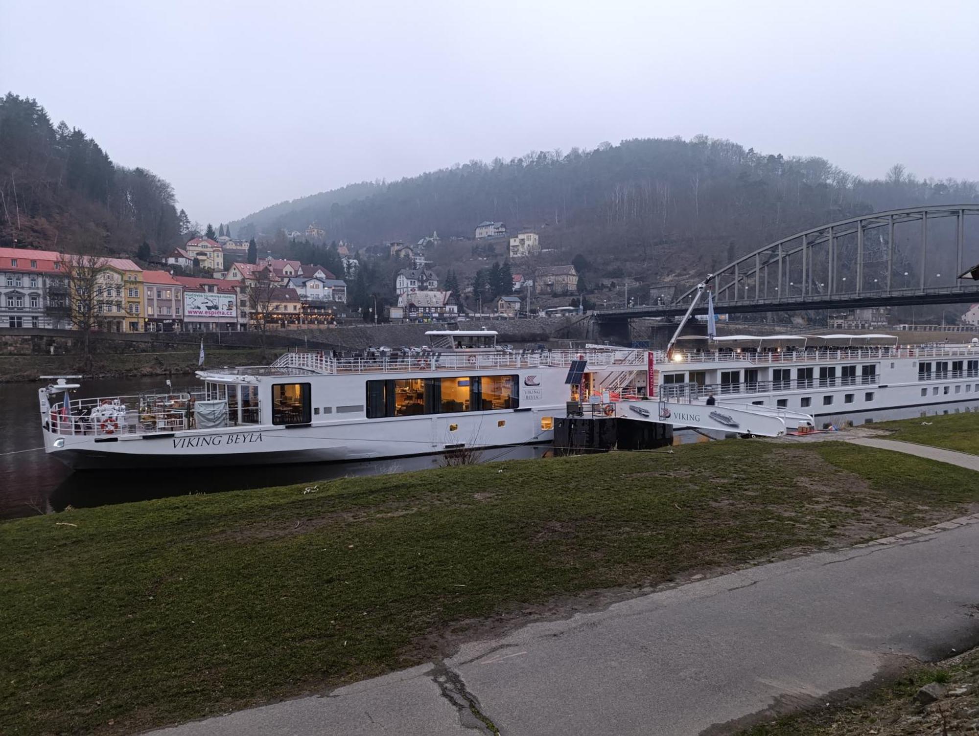 U Bocmana S Vyhledem Na Zamek A Labe Lägenhet Decin Exteriör bild